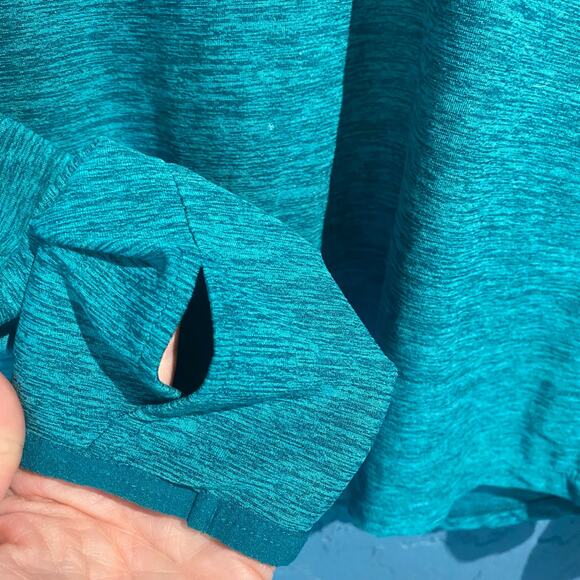 Danskin Now Small Lightweight Hoody Teal Dri More Thumb holes Yoga Workout Gym - Picture 7 of 9